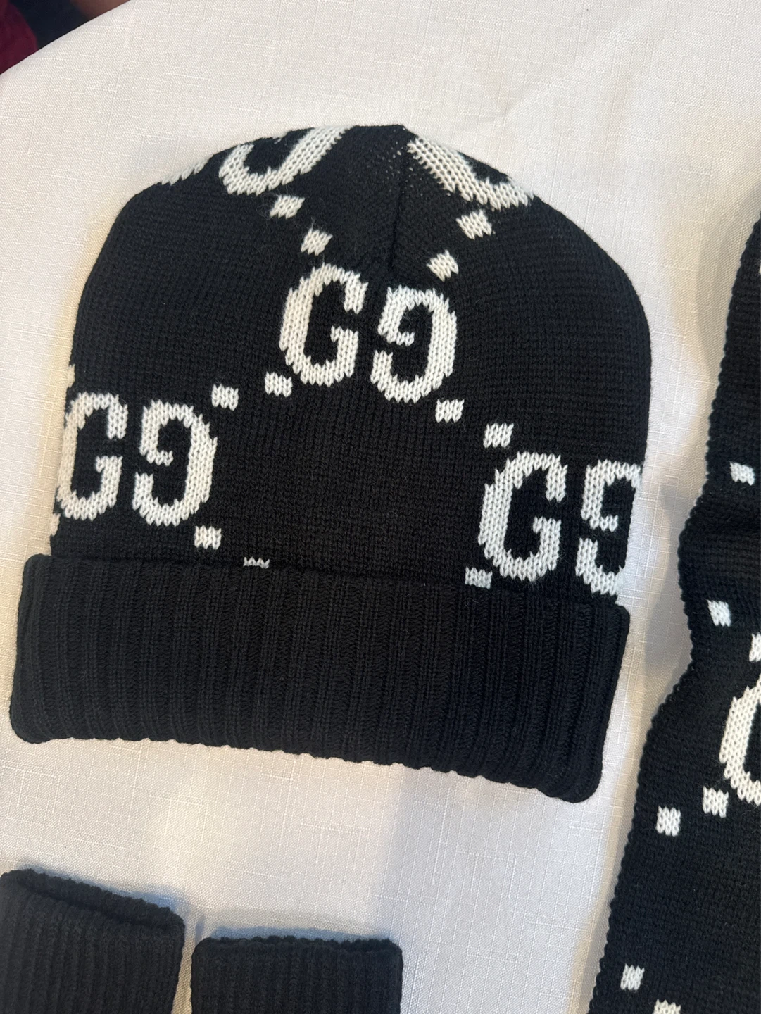 Gucci Beanie, Gloves, Scarf & Face Mask Set - photo 3