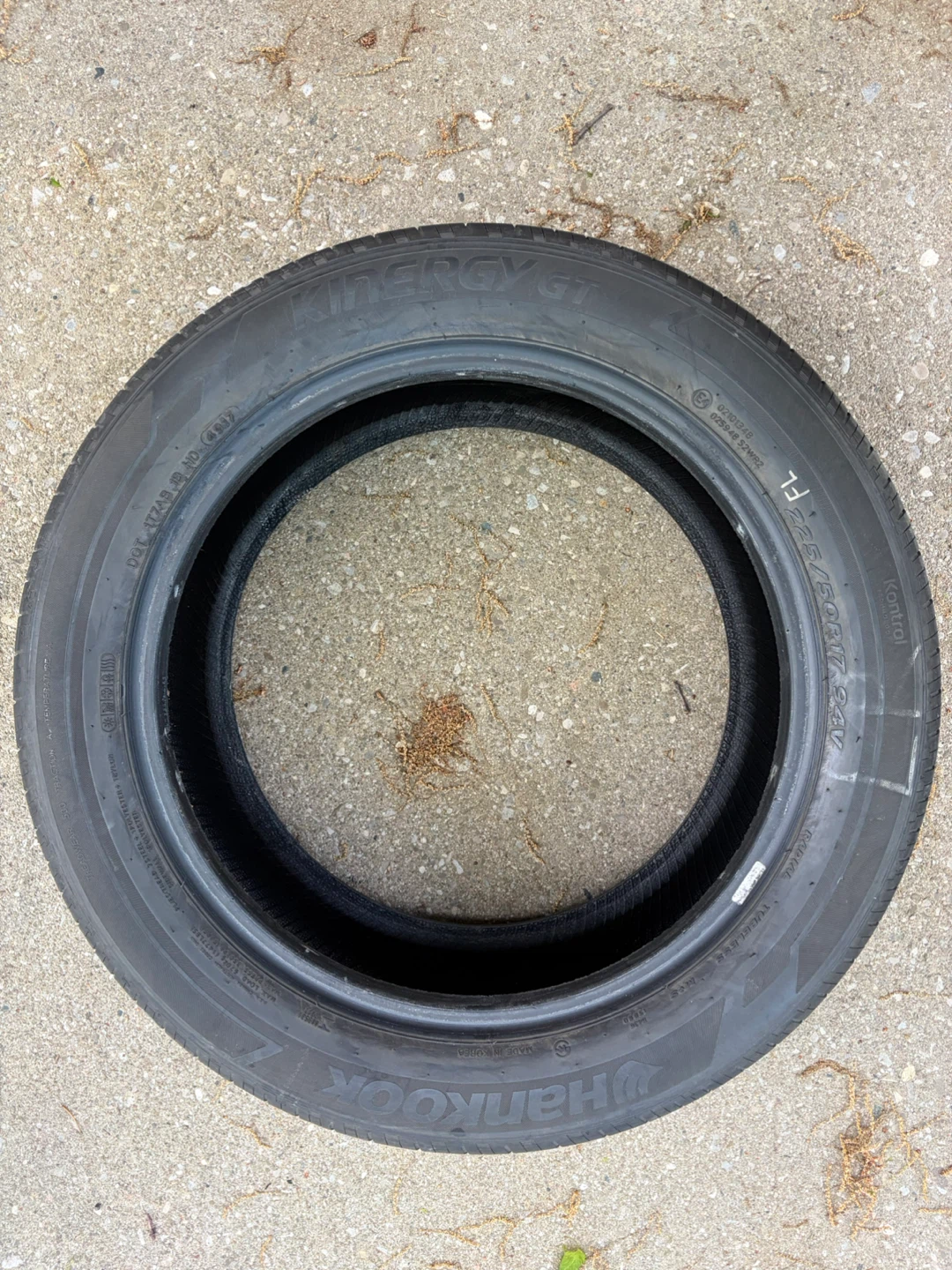 2 Hankook All Season Tires 225/50R17 – 5mm tread – No Repairs - photo 4