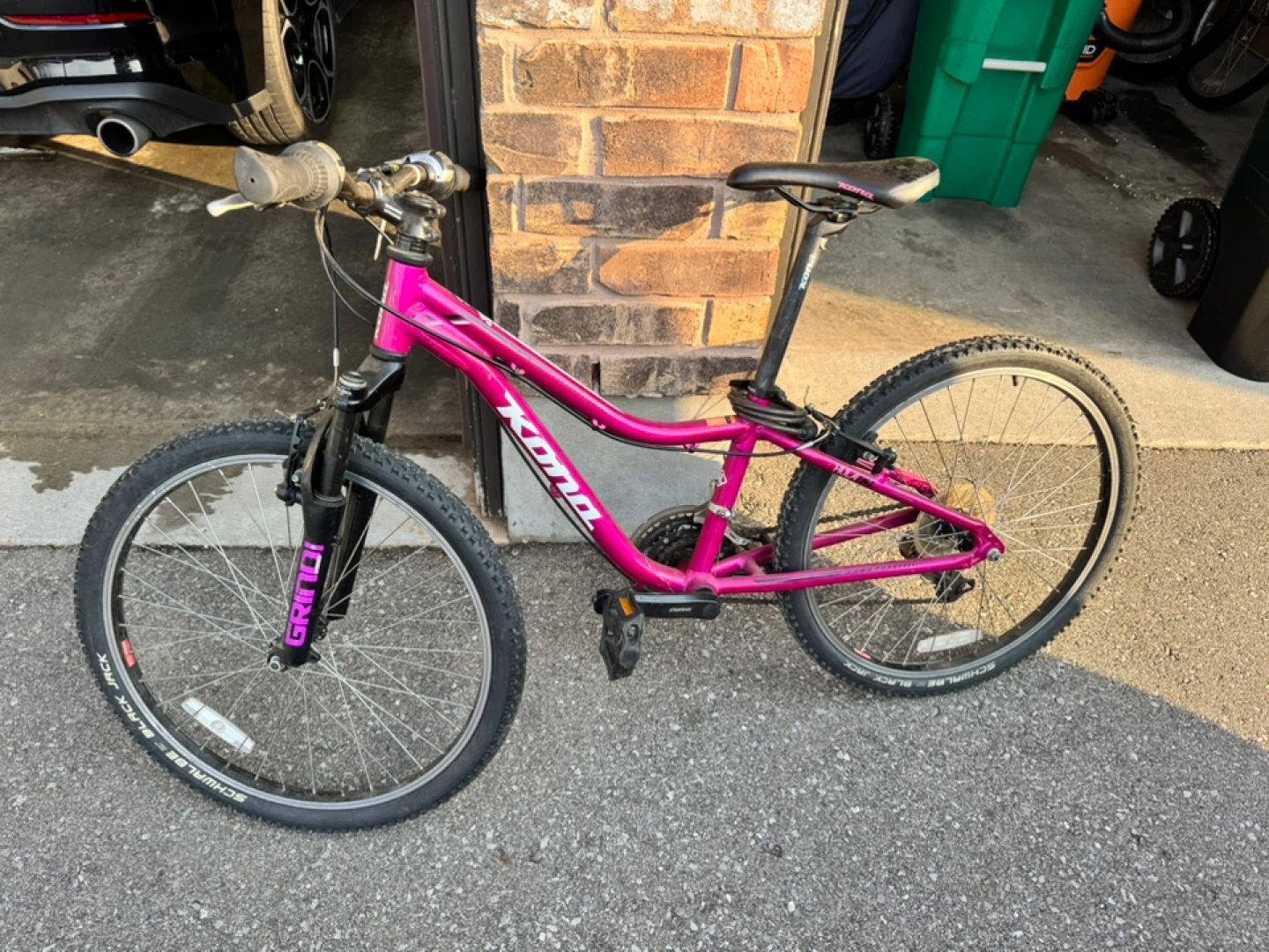 Kona Hula Kids Mountain Bike - Pink