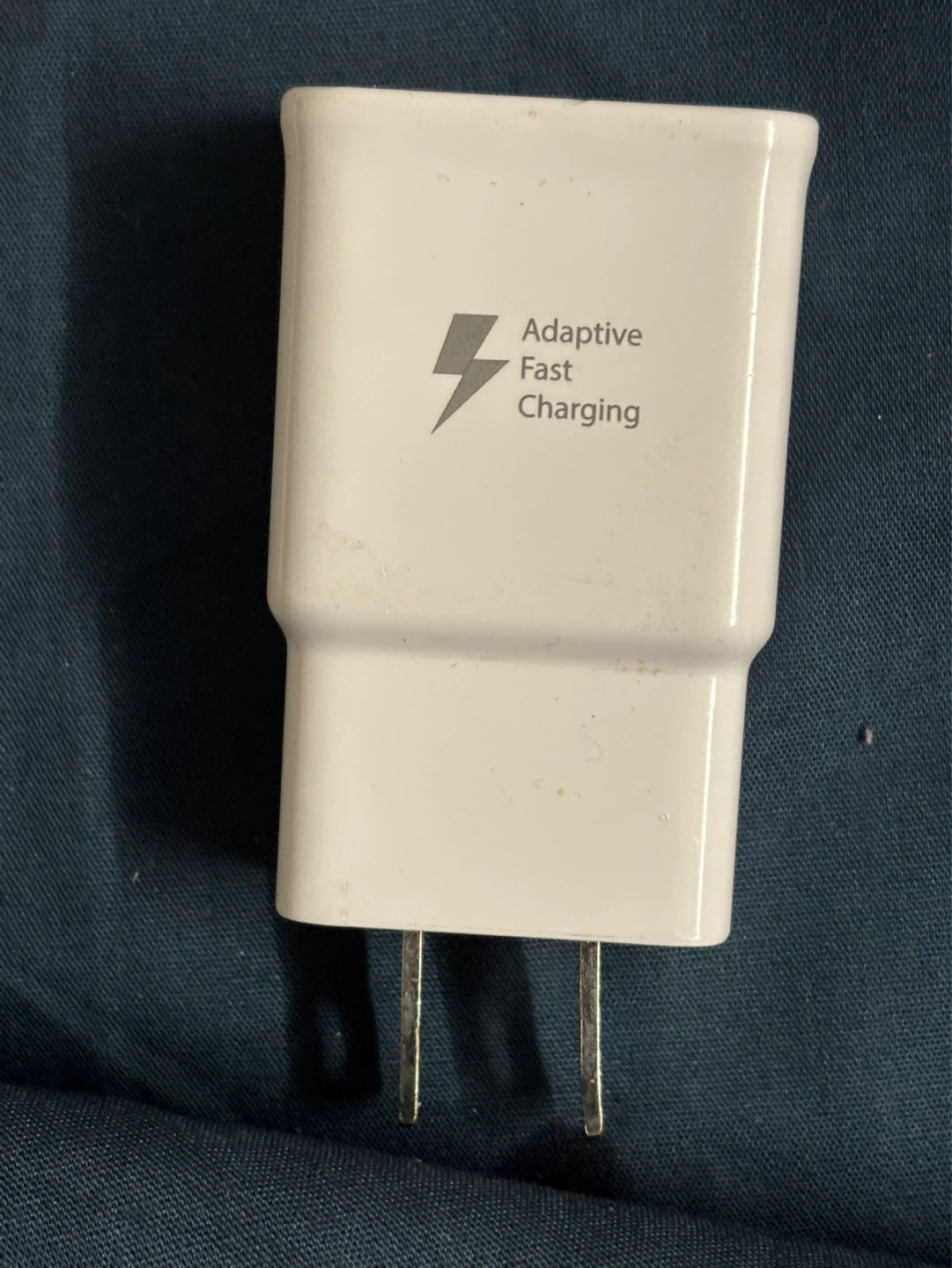 Samsung Adaptive Fast Charging Travel Adapter with USB Cable - photo 3