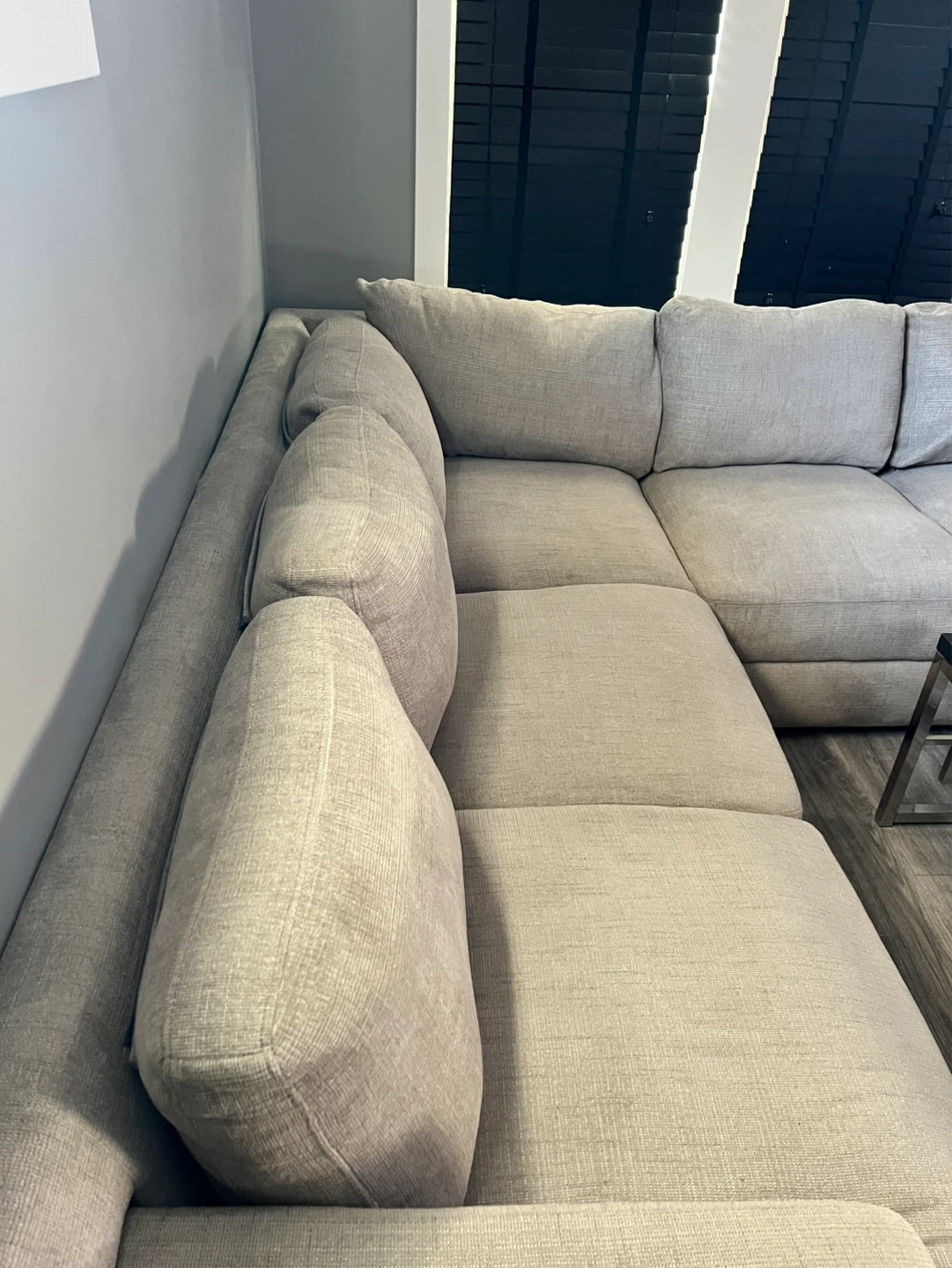Large U Shape Sectional Sofa With Ottoman - photo 2