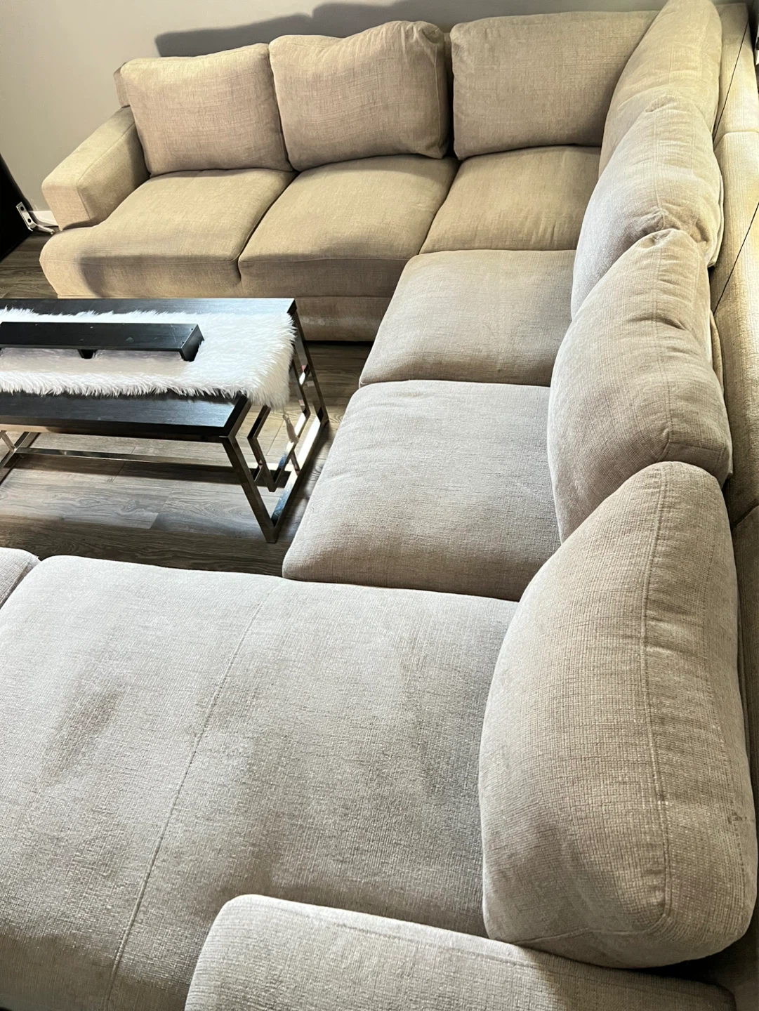 Large U Shape Sectional Sofa With Ottoman - photo 4