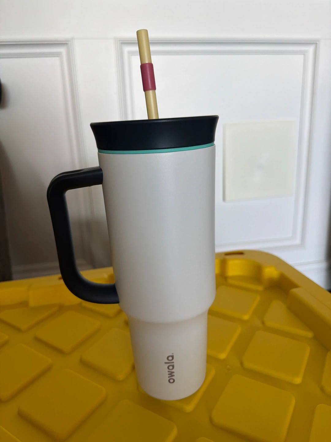 Owala White Tumbler with Handle and Straw