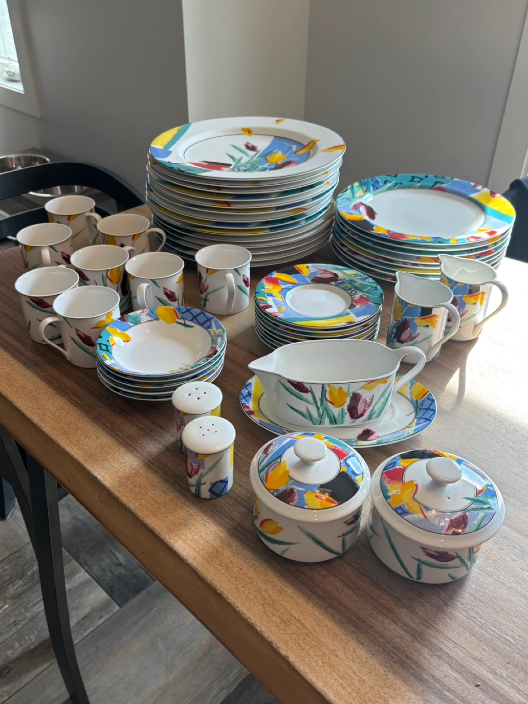 Villeroy & Boch "Piccadilly" Dinnerware Set