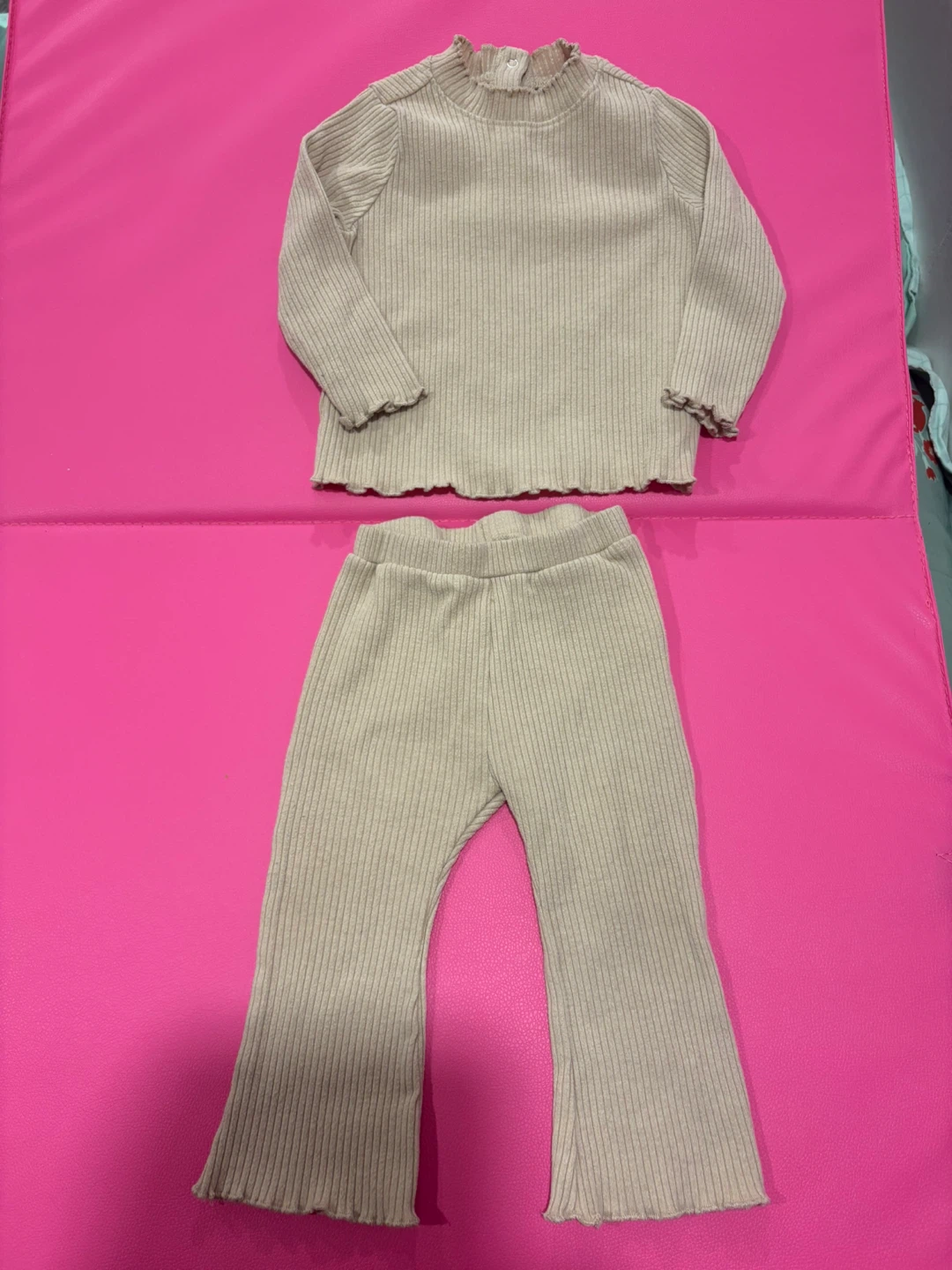 Old Navy Ribbed Sweater and Pants Set - 12-18M