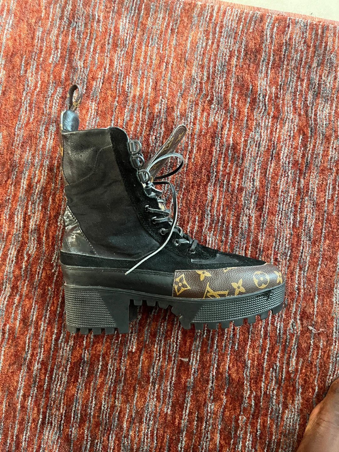 Louis Vuitton Laureate Desert Boot - photo 3