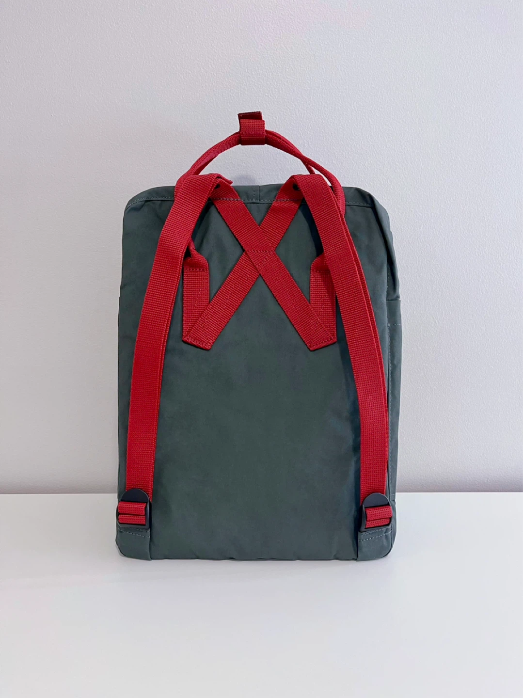 Brand New Fjällräven Kånken Backpack - photo 2