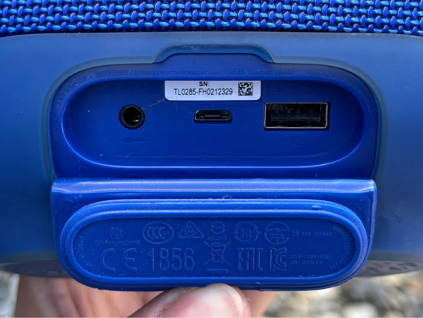 JBL CHARGE3 Portable Speaker - photo 5
