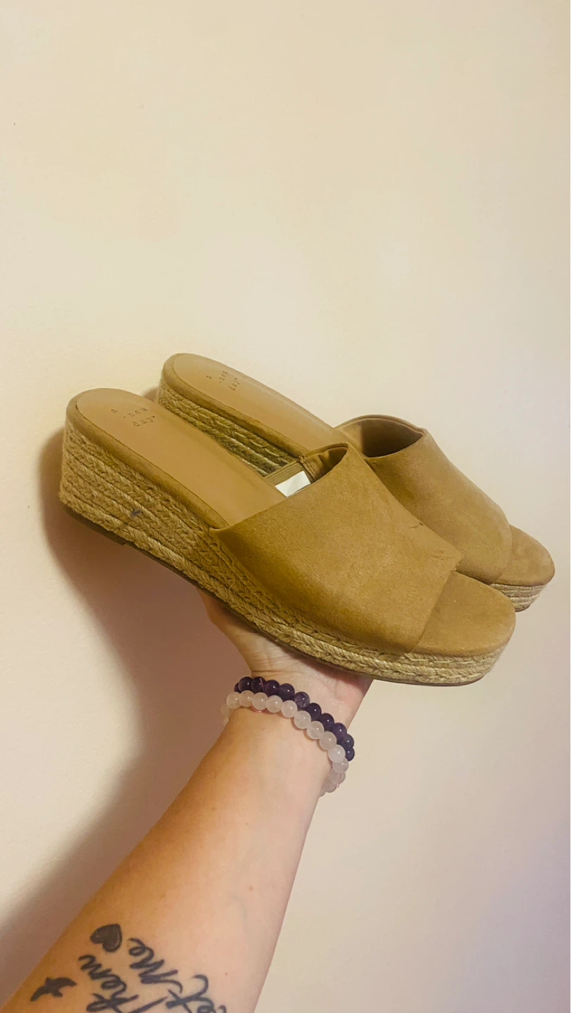A New Day size 10