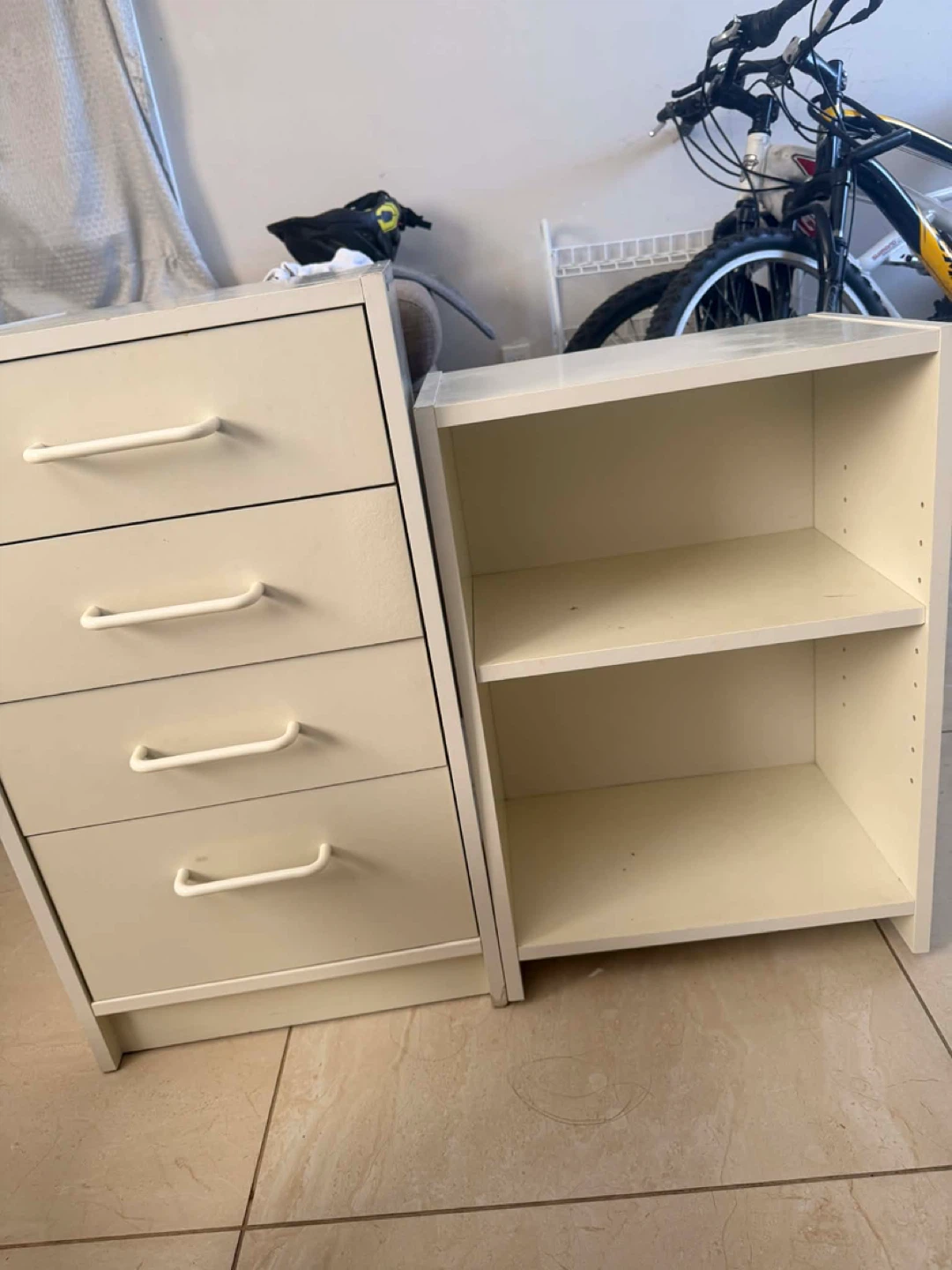 ✨ White Storage Cabinet Set – $15 ✨ - photo 2