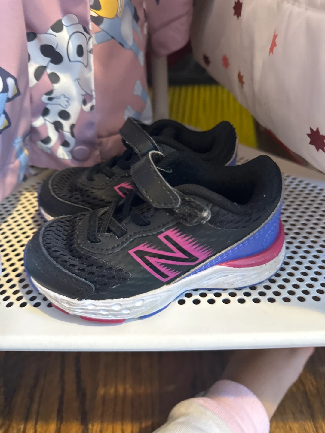 New Balance Kids Running Shoes Size 5 - photo 3