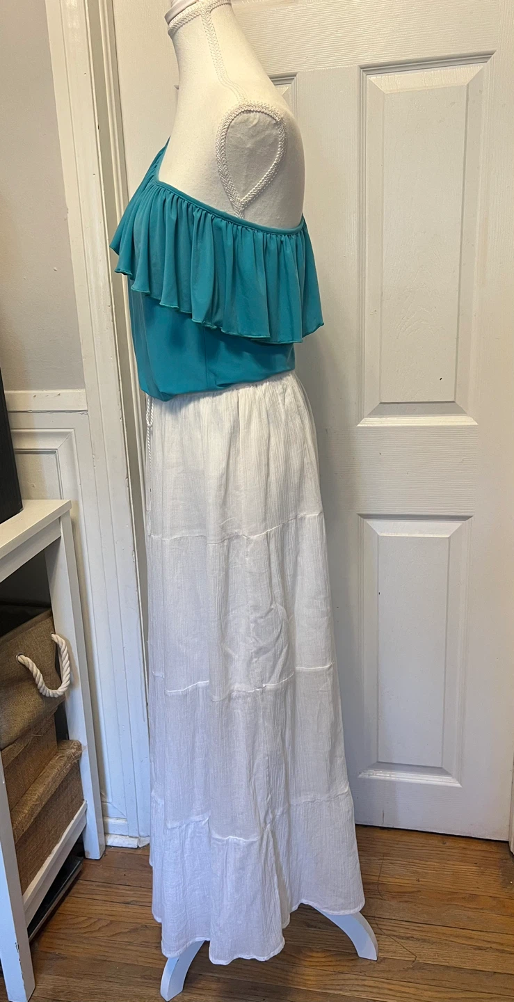 Teal One-Shoulder Ruffle Top and White Tiered Maxi Skirt Set - photo 2