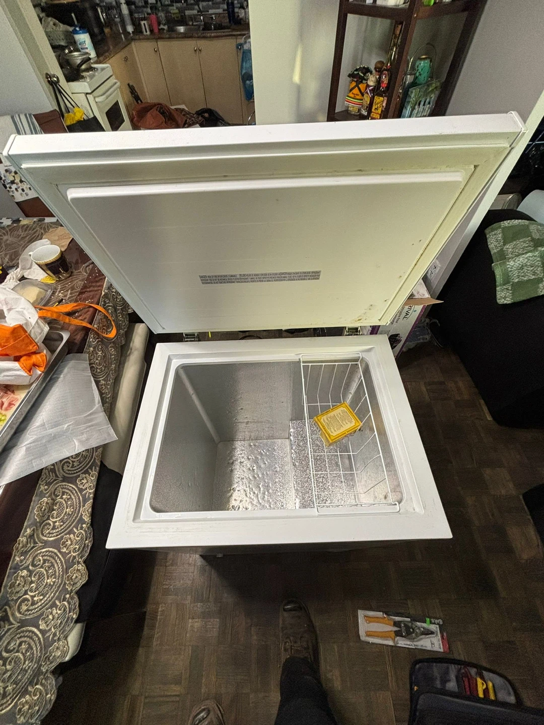Frigidaire Chest Freezer - photo 4