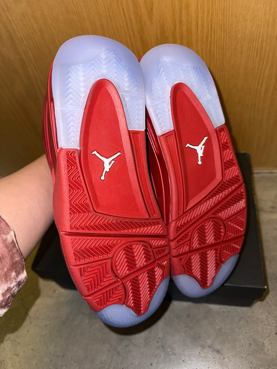 Men’s Nike Air Jordan 4 RM 'Varsity Red' - Size 8 - photo 3
