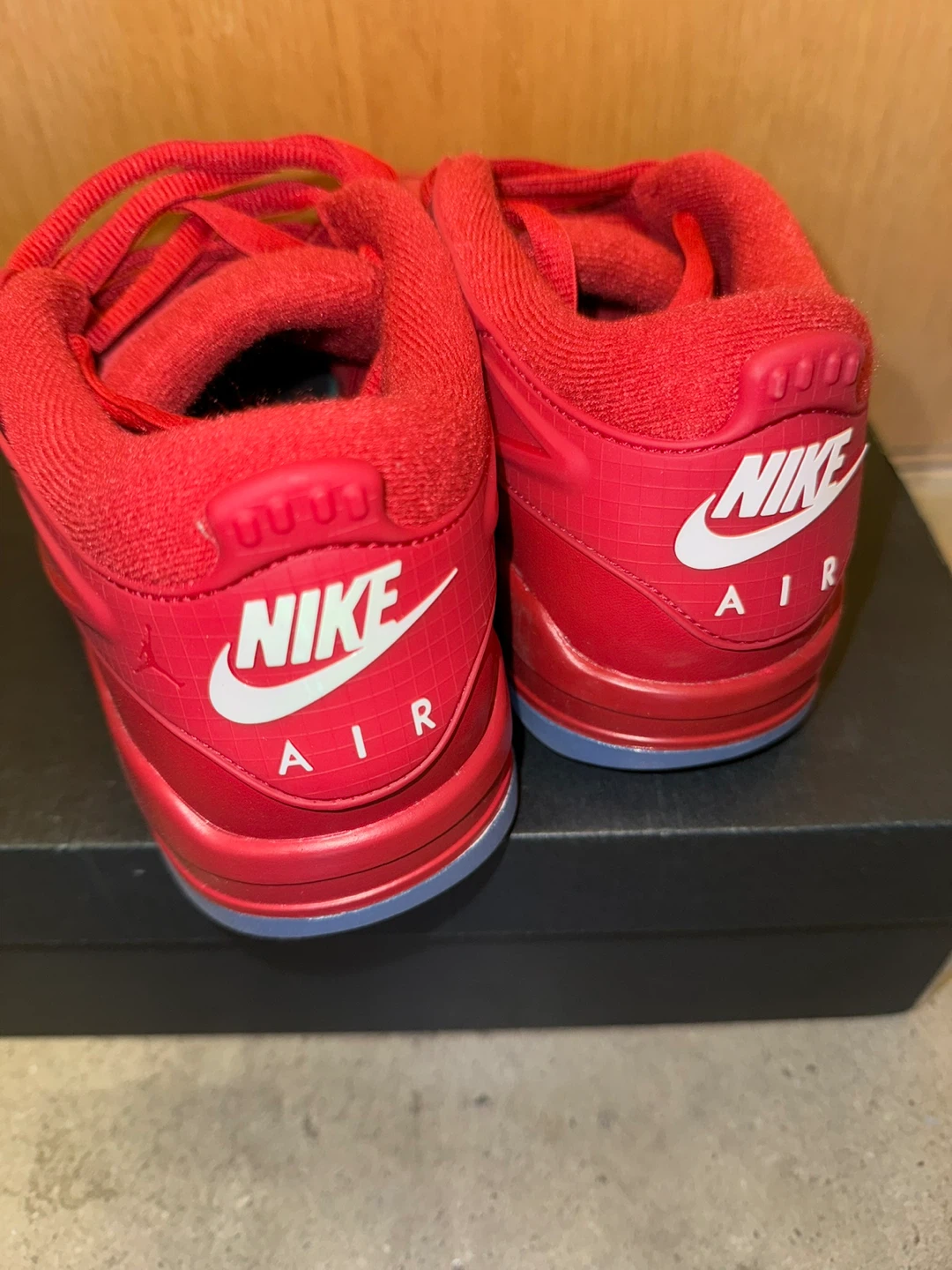 Men’s Nike Air Jordan 4 RM 'Varsity Red' - Size 8 - photo 4
