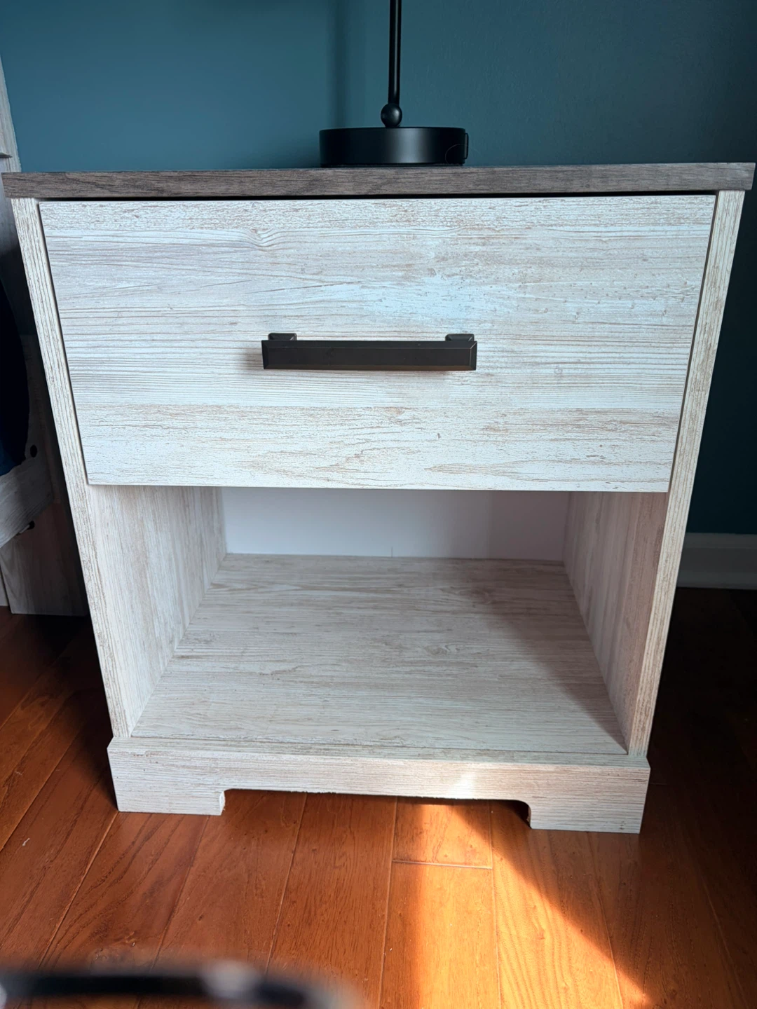 Nightstand - photo 2