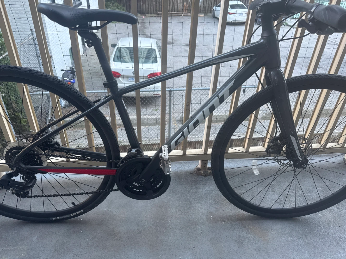Giant Escape Hybrid Bike