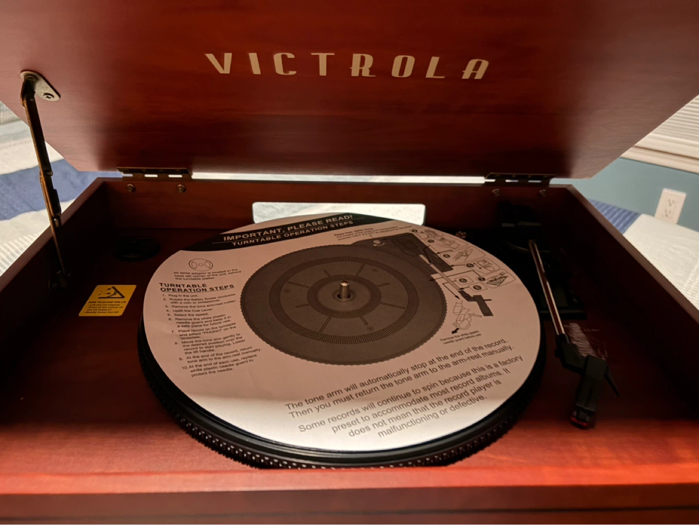 Victrola 6 in 1 media player - photo 5