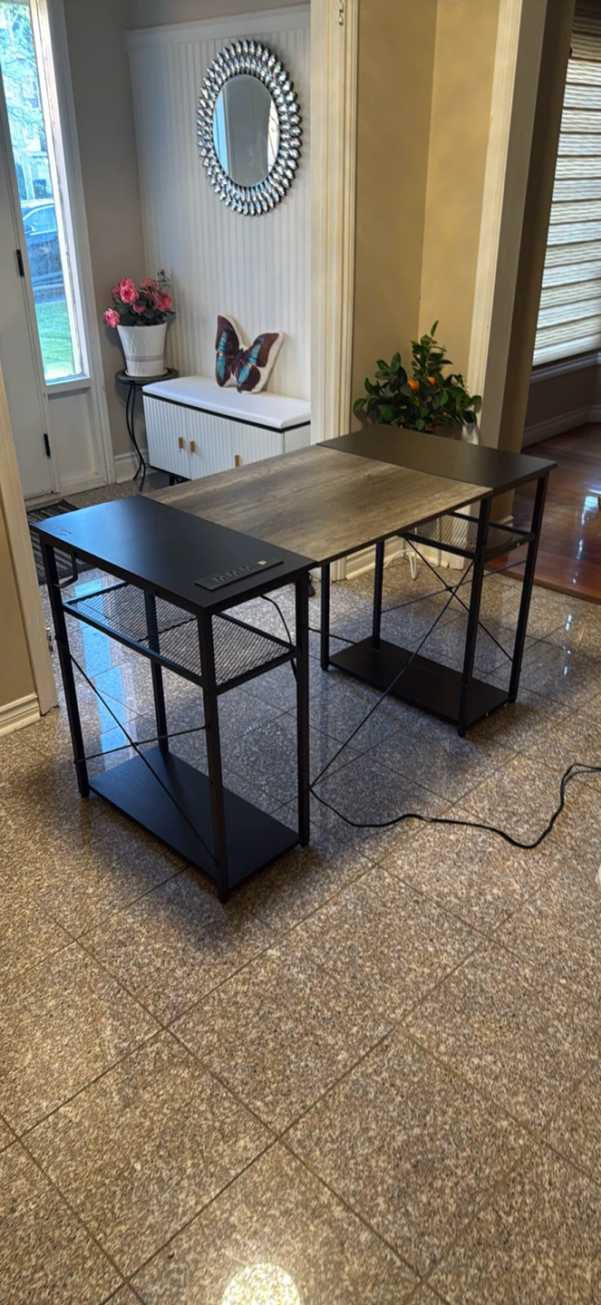 Computer Desk with Built-in Outlet and USB Ports