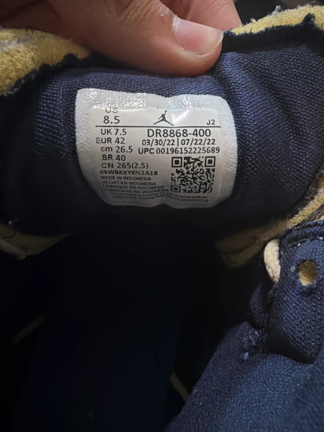 Air Jordan 1 Mid SE 'Light Smoke Grey' DR8868-400 Men's Size 8.5 - photo 3