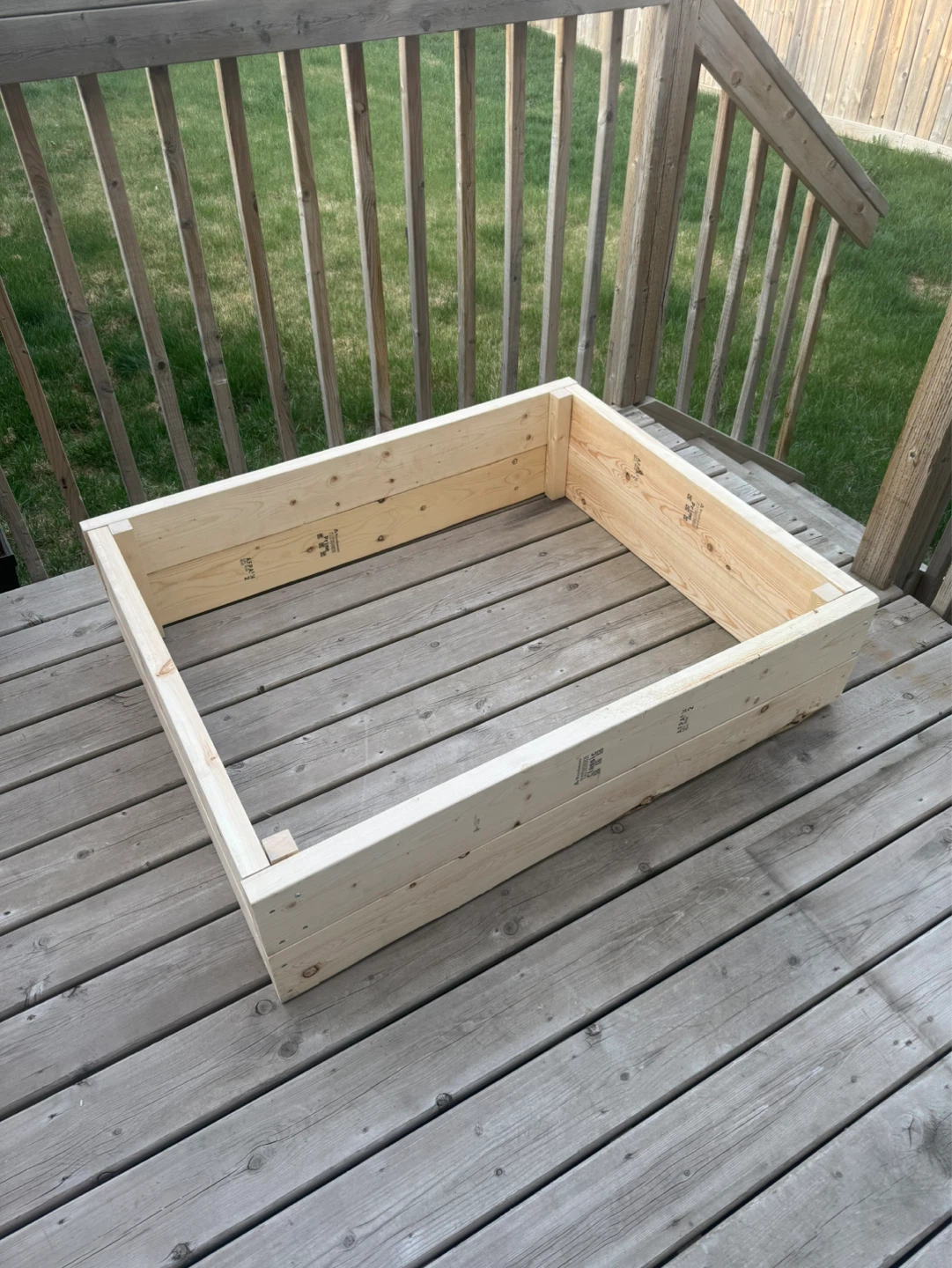 Planter box - photo 2