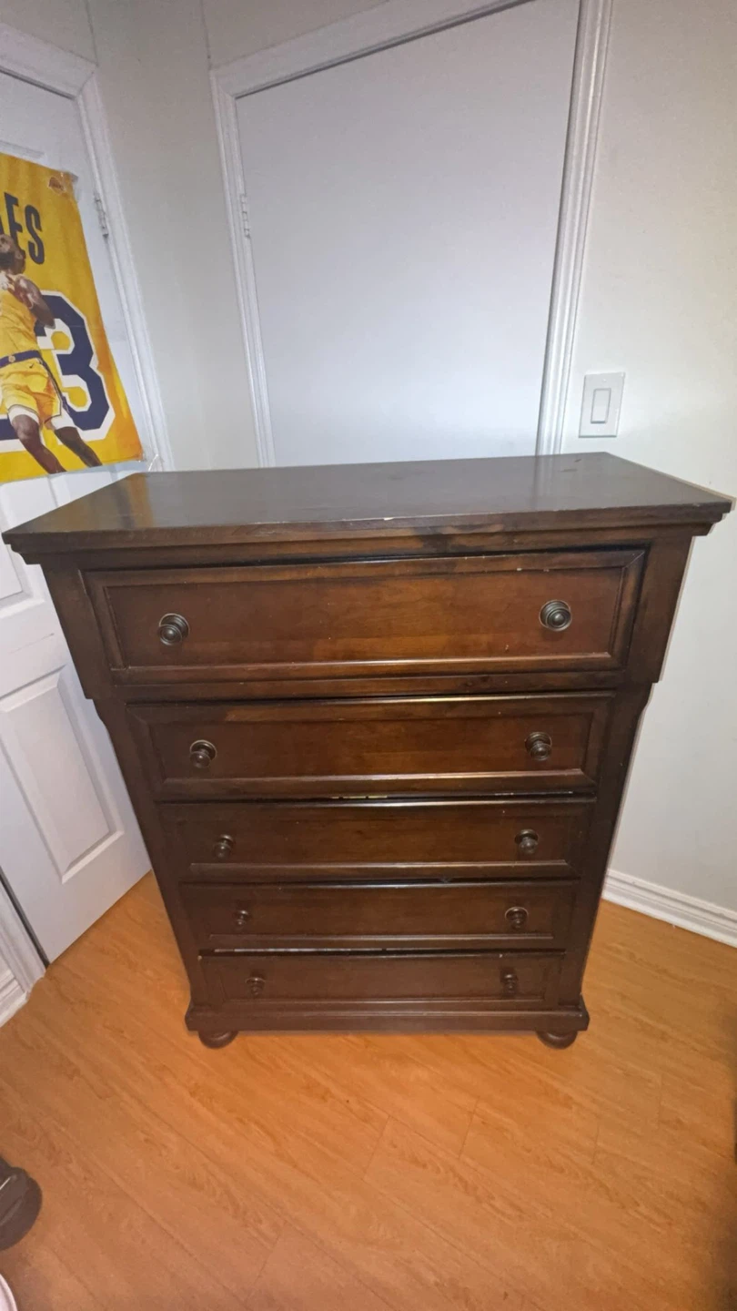 Dark Wood 5-Drawer Dresser For Sale - photo 2