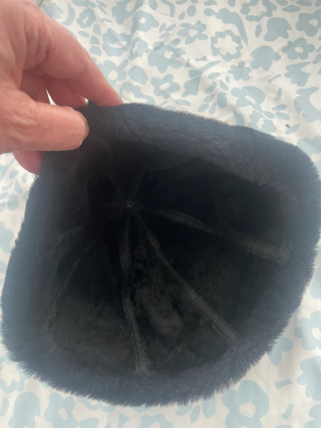 Black Leather & Faux Fur Winter Hat - photo 3