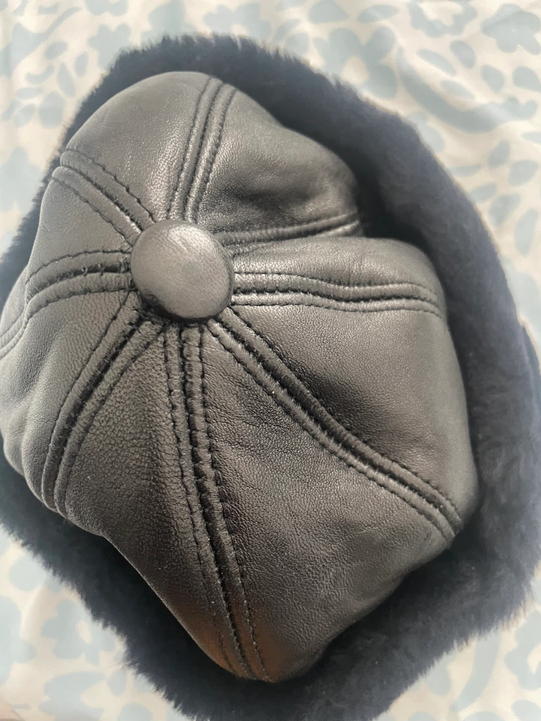 Black Leather & Faux Fur Winter Hat - photo 2