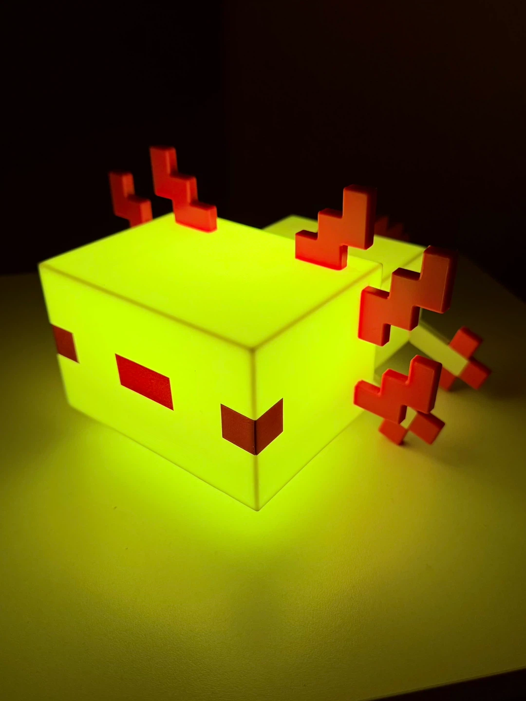 New Cordless Minecraft Axolotl LED Light - photo 3