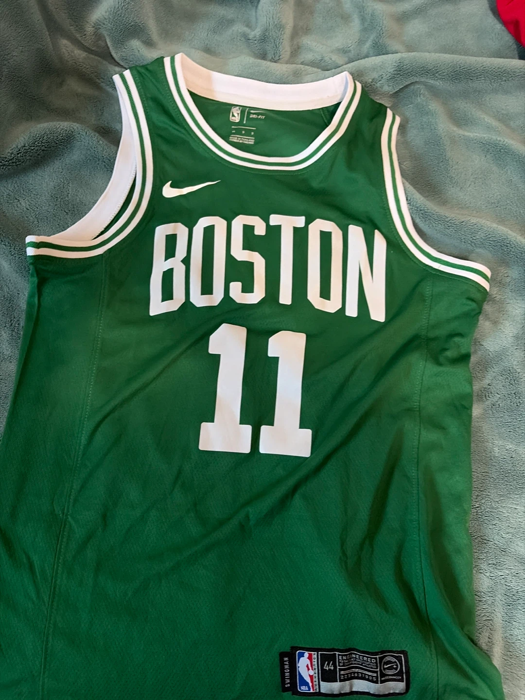 Nike Kyrie Irving Boston Celtics Jersey #11 - photo 2