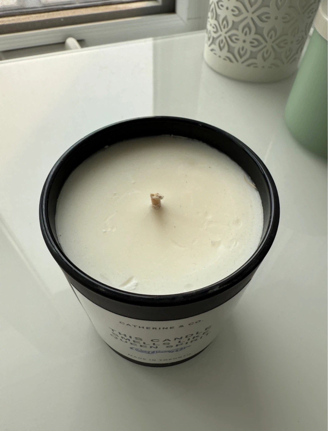 Brand new Catherine & Co. Queen Street Candle - photo 2