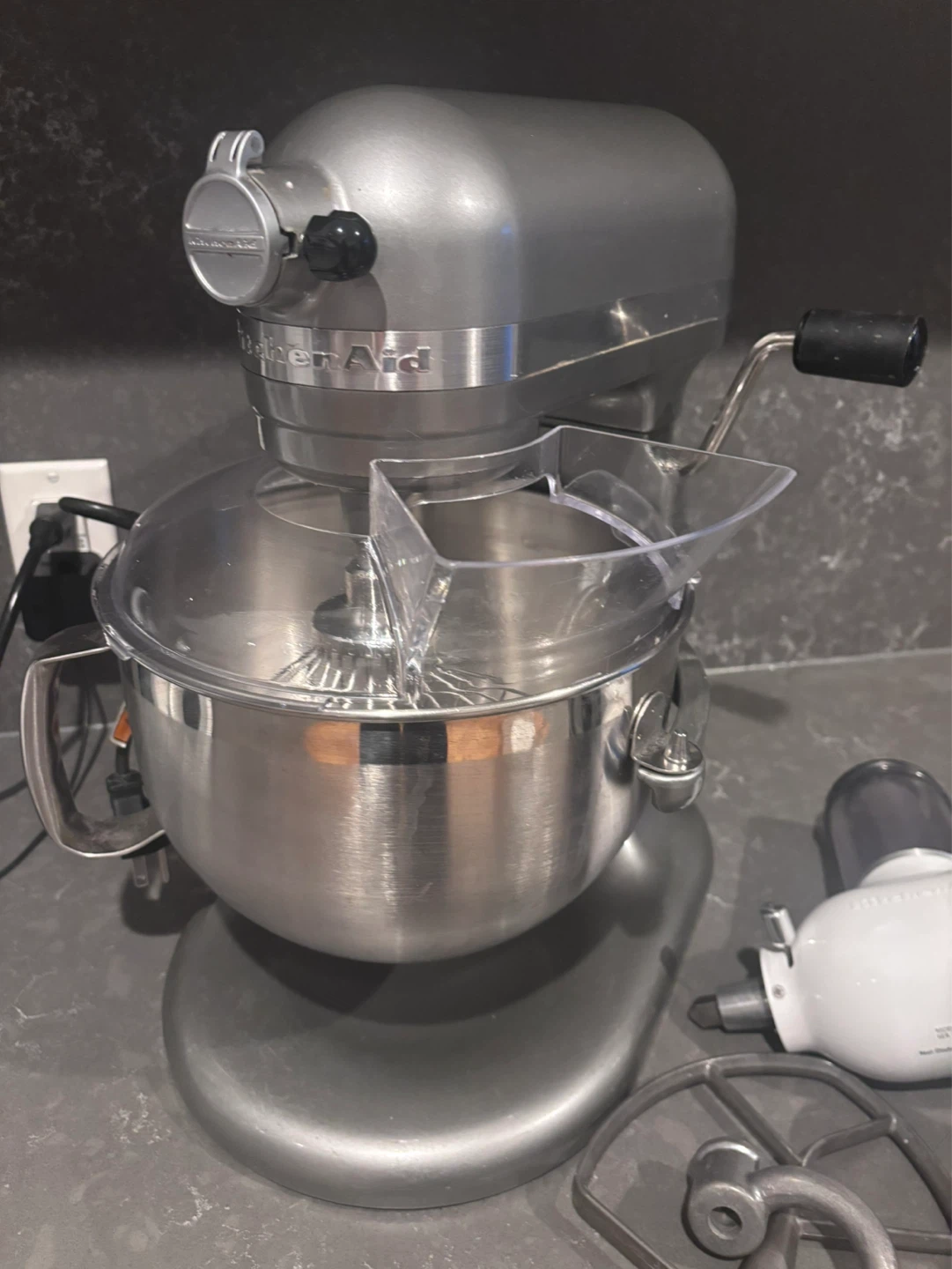 KitchenAid Stand Mixer 7Qt with Accessories - photo 2