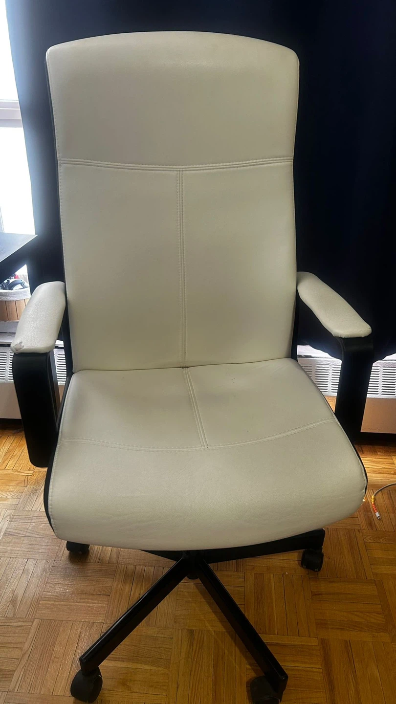 Office chair white