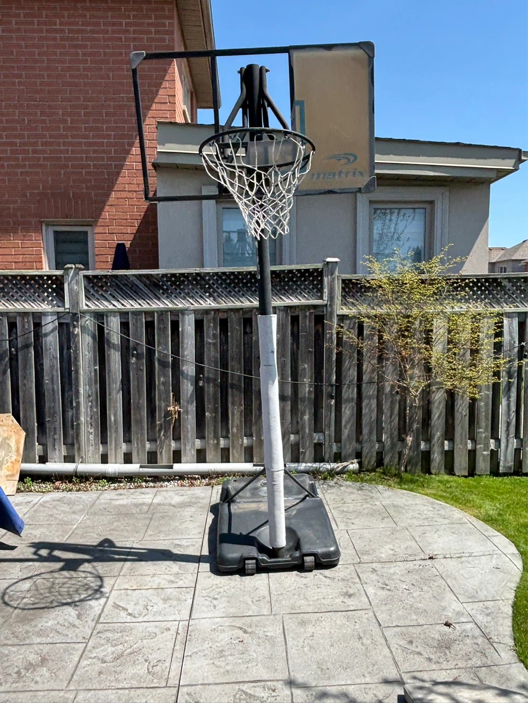Matrix Portable Basketball Hoop needs backboard