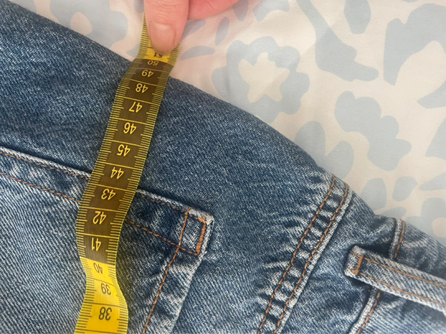 Garage Denim Festival Cut-Off Jean Shorts Size 27 - photo 2