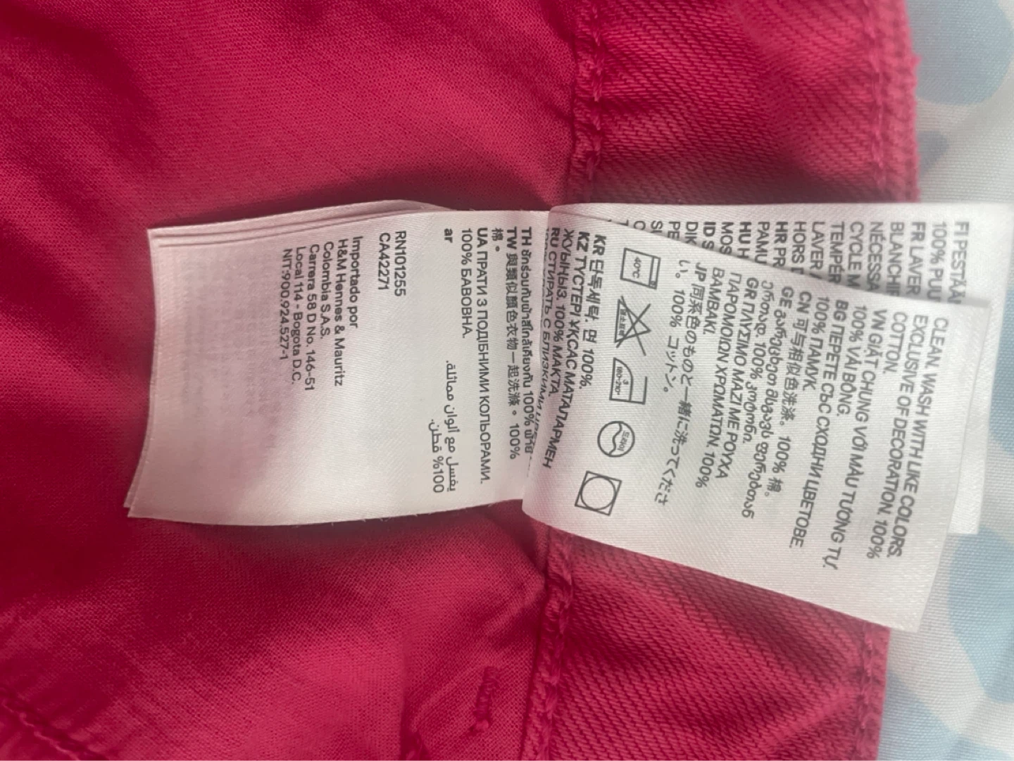 H&M Pink Distressed Denim Shorts - photo 4