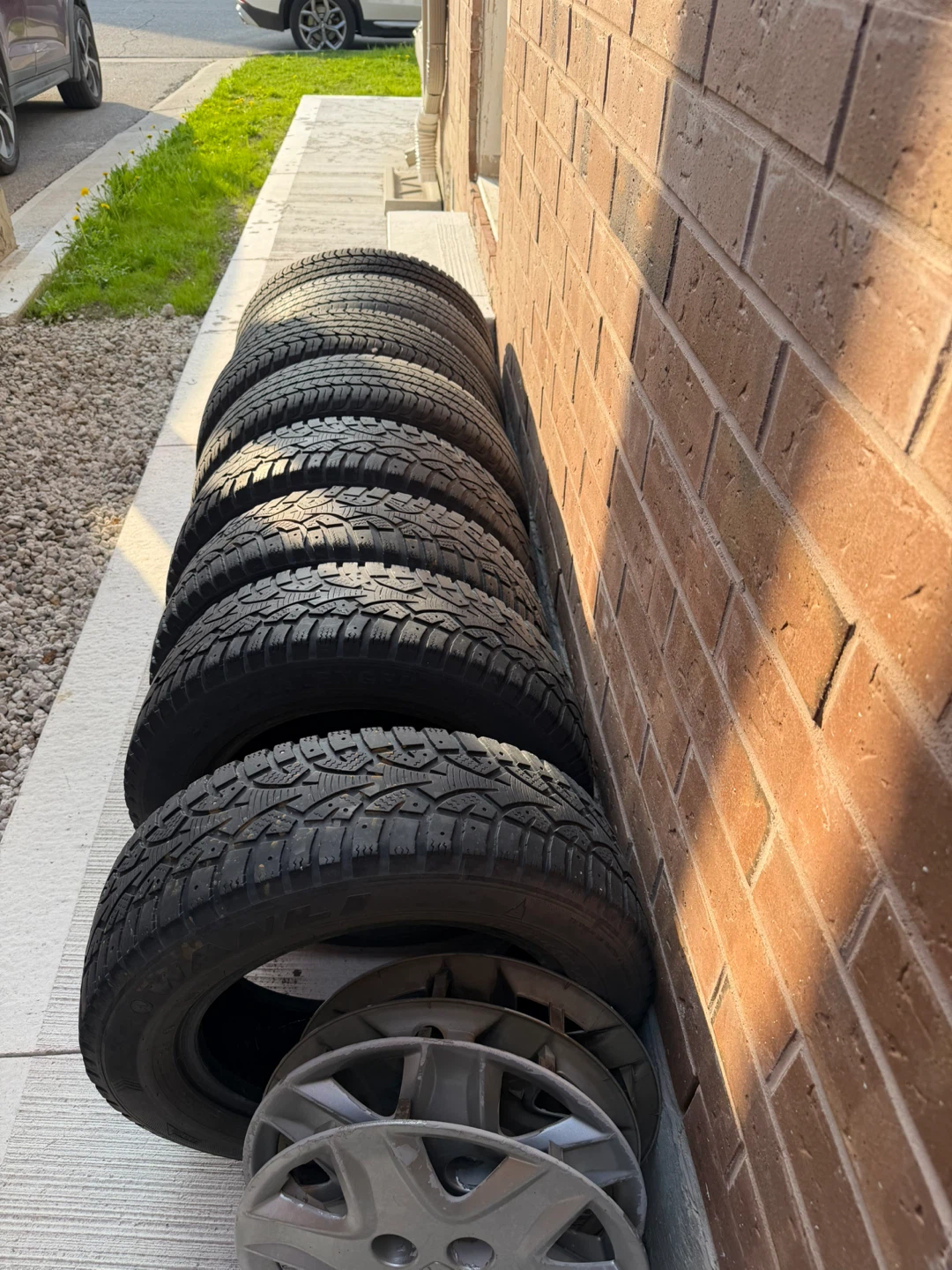 Set of 4 Tires and Hubcaps - photo 5