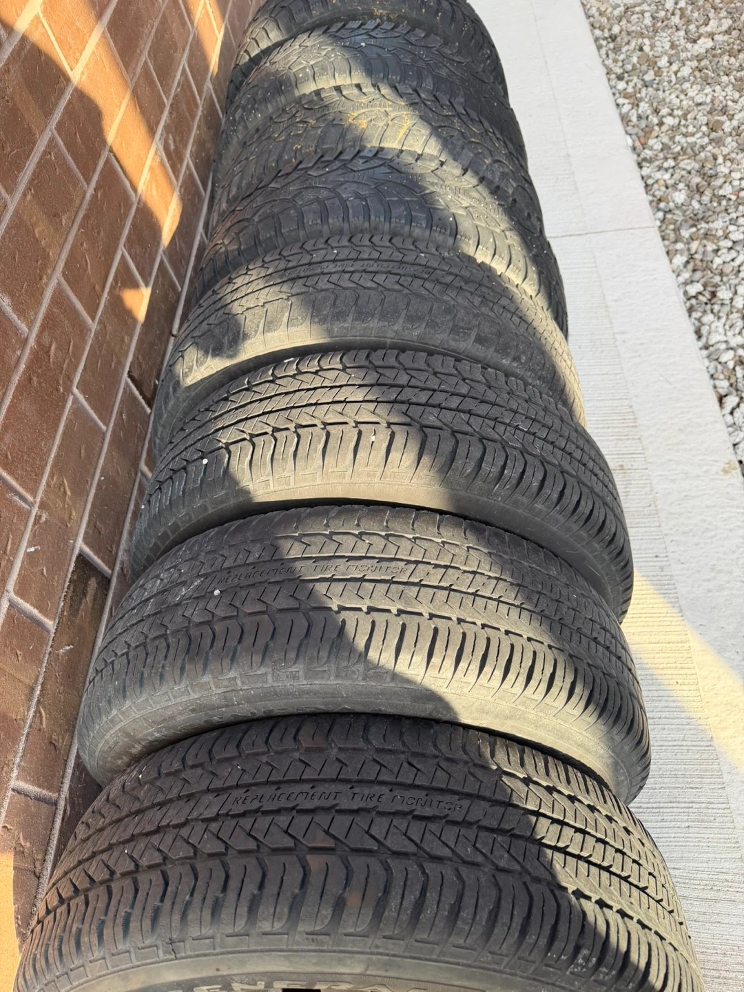 Set of 4 Tires and Hubcaps - photo 3