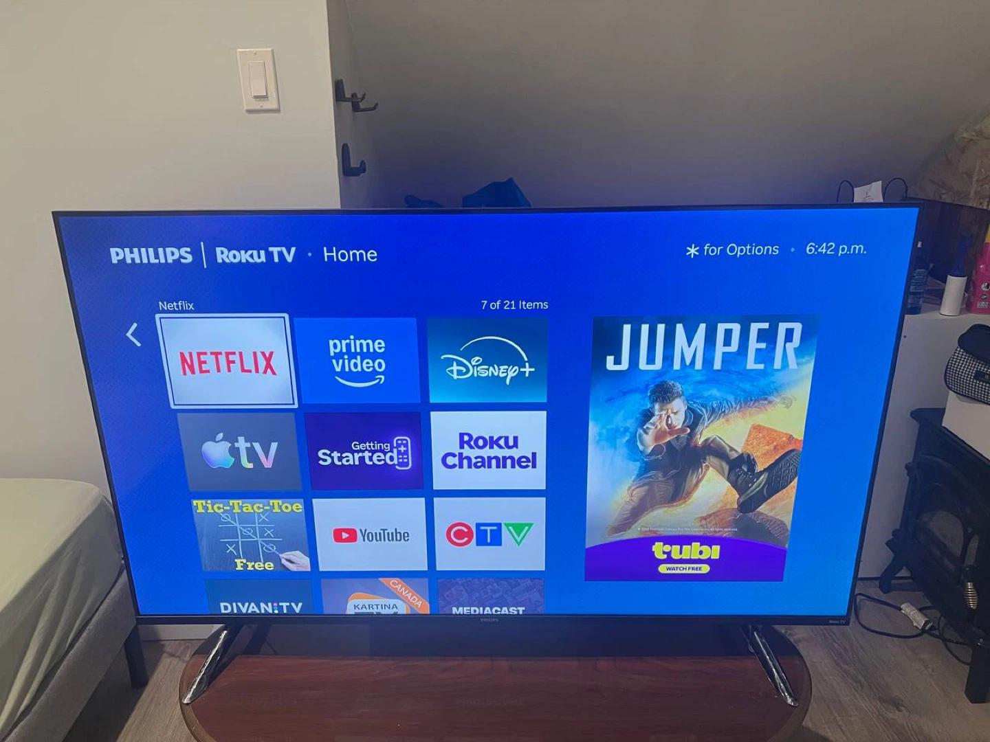 Philips Roku TV Smart TV 55 in