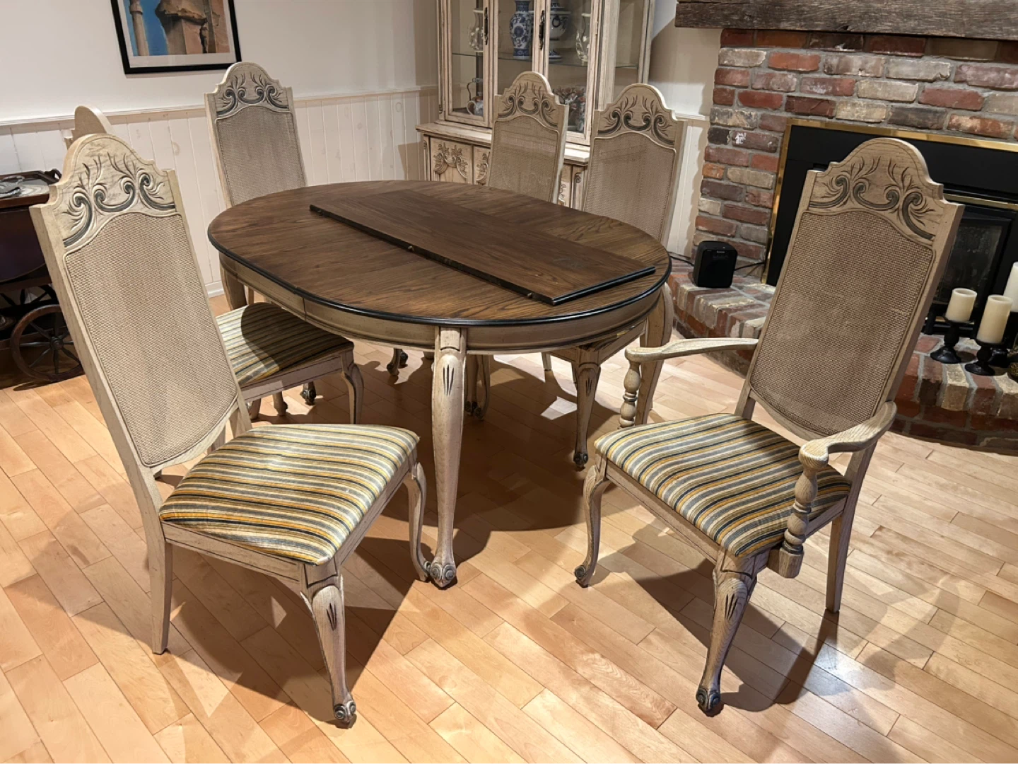Oval Dining Table with 6 Chairs Diaplay - photo 3