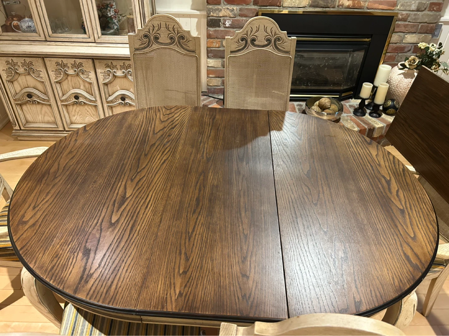Oval Dining Table with 6 Chairs Diaplay - photo 4