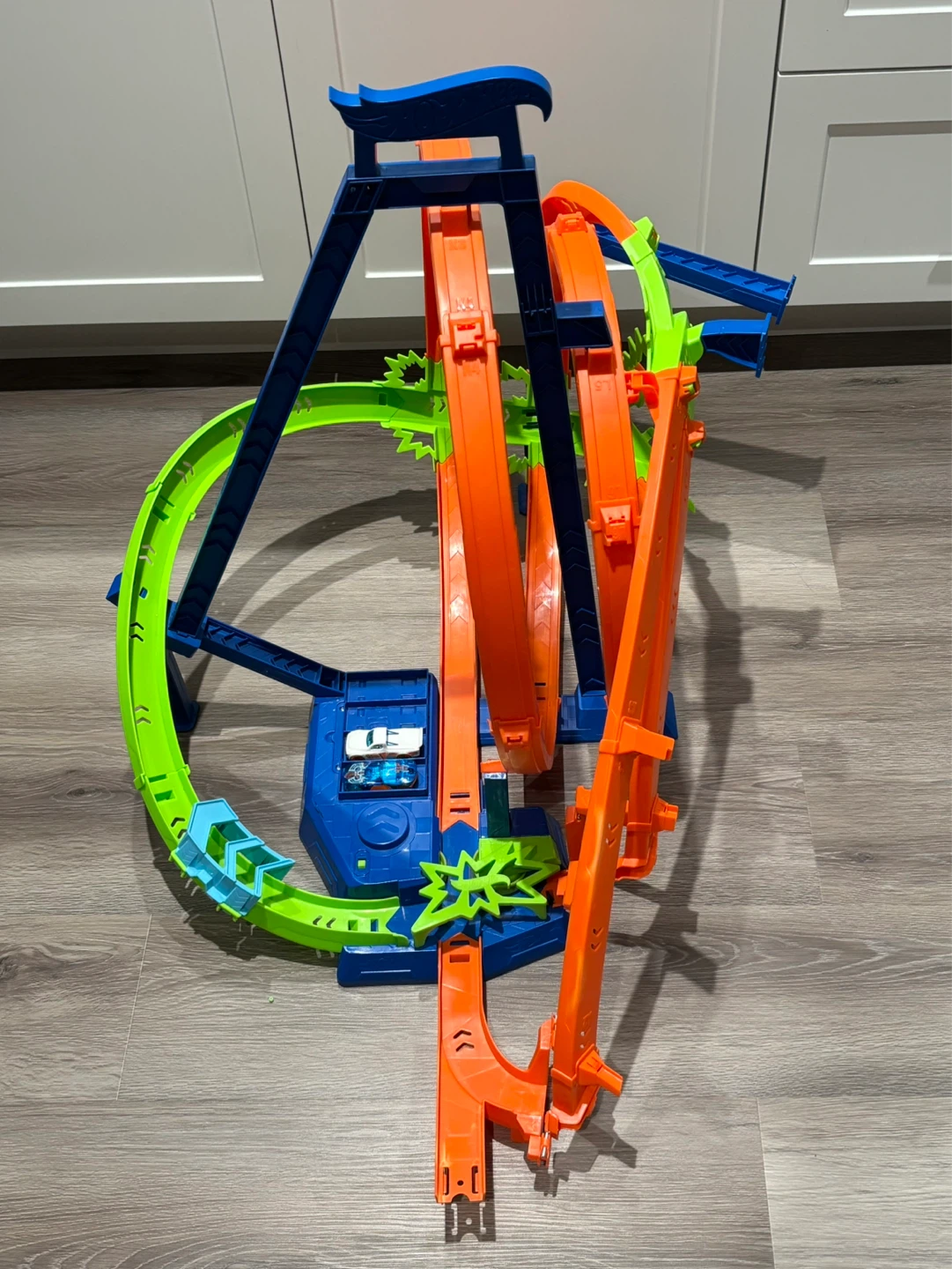 Hot Wheels Track Set with Cars - photo 3