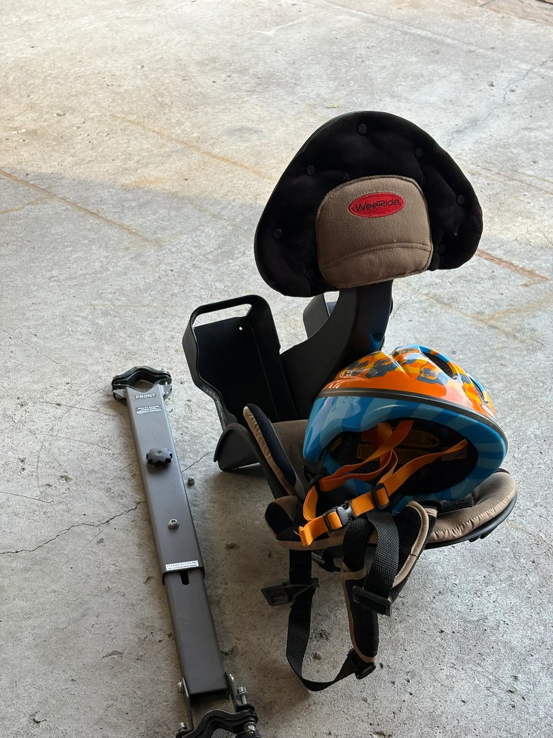 WeeRide Deluxe Front Mount Child Bike Seat with Helmet - photo 3