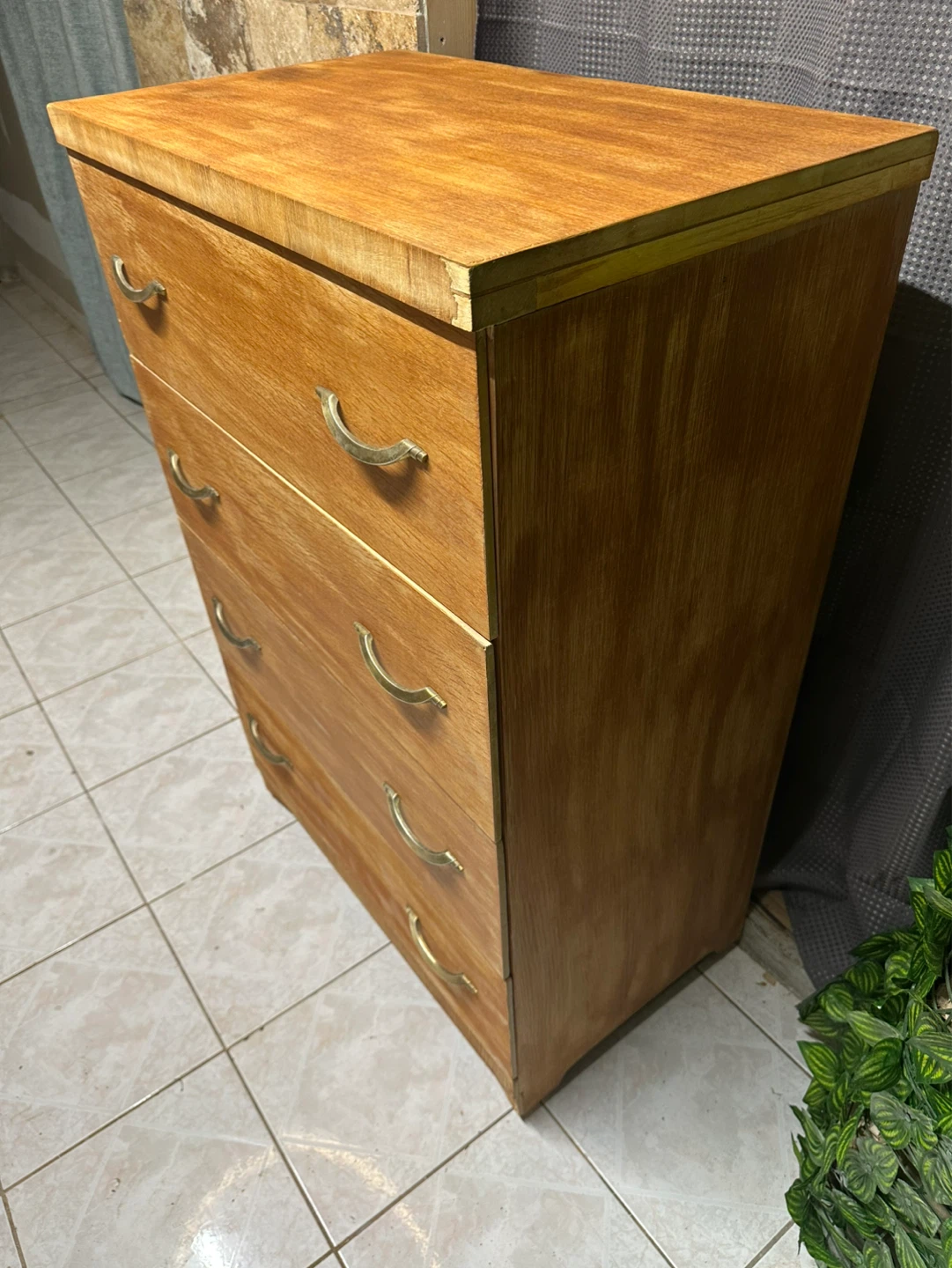 Vintage 4-Drawers Real Natural Wood Dresser – Made in Canada - photo 3