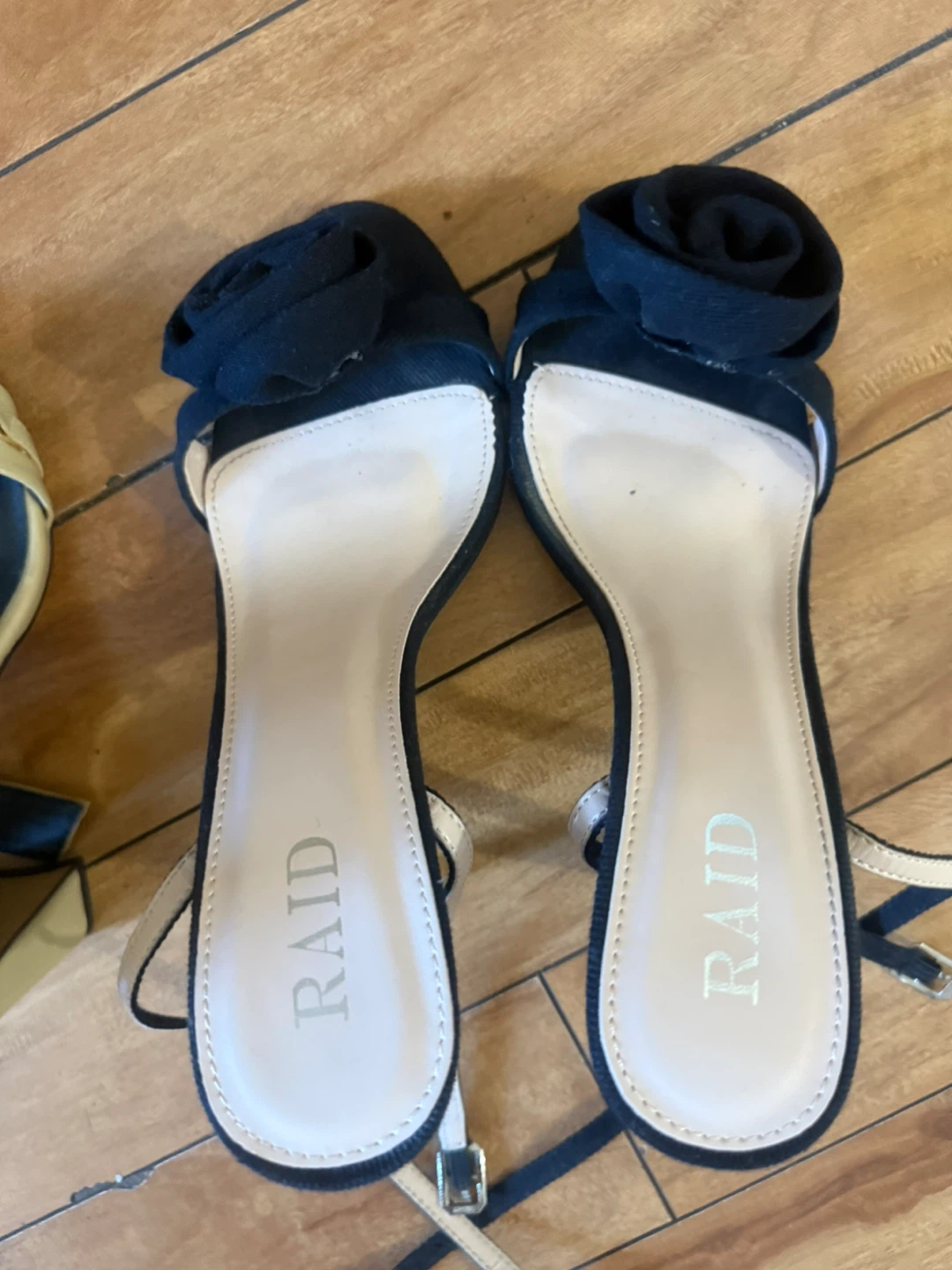 Assorted Women's Sandals - Delco, Call It Spring, RAID - photo 3