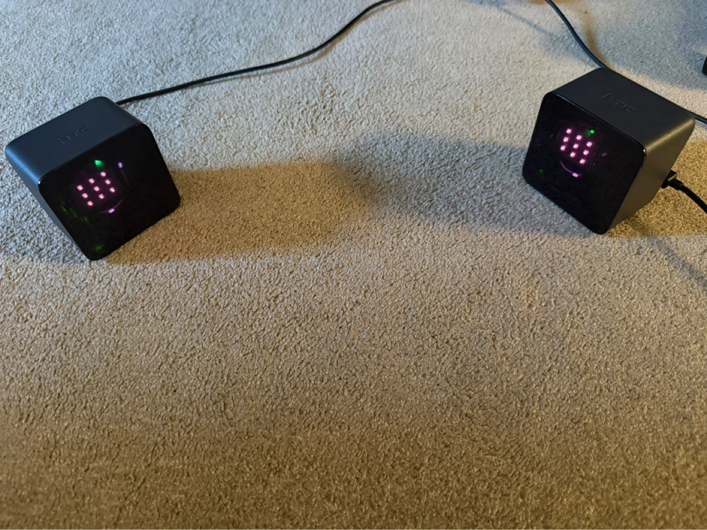 2x HTC Vive Base Station 1.0 Tested READ DESCRIPTION - photo 2