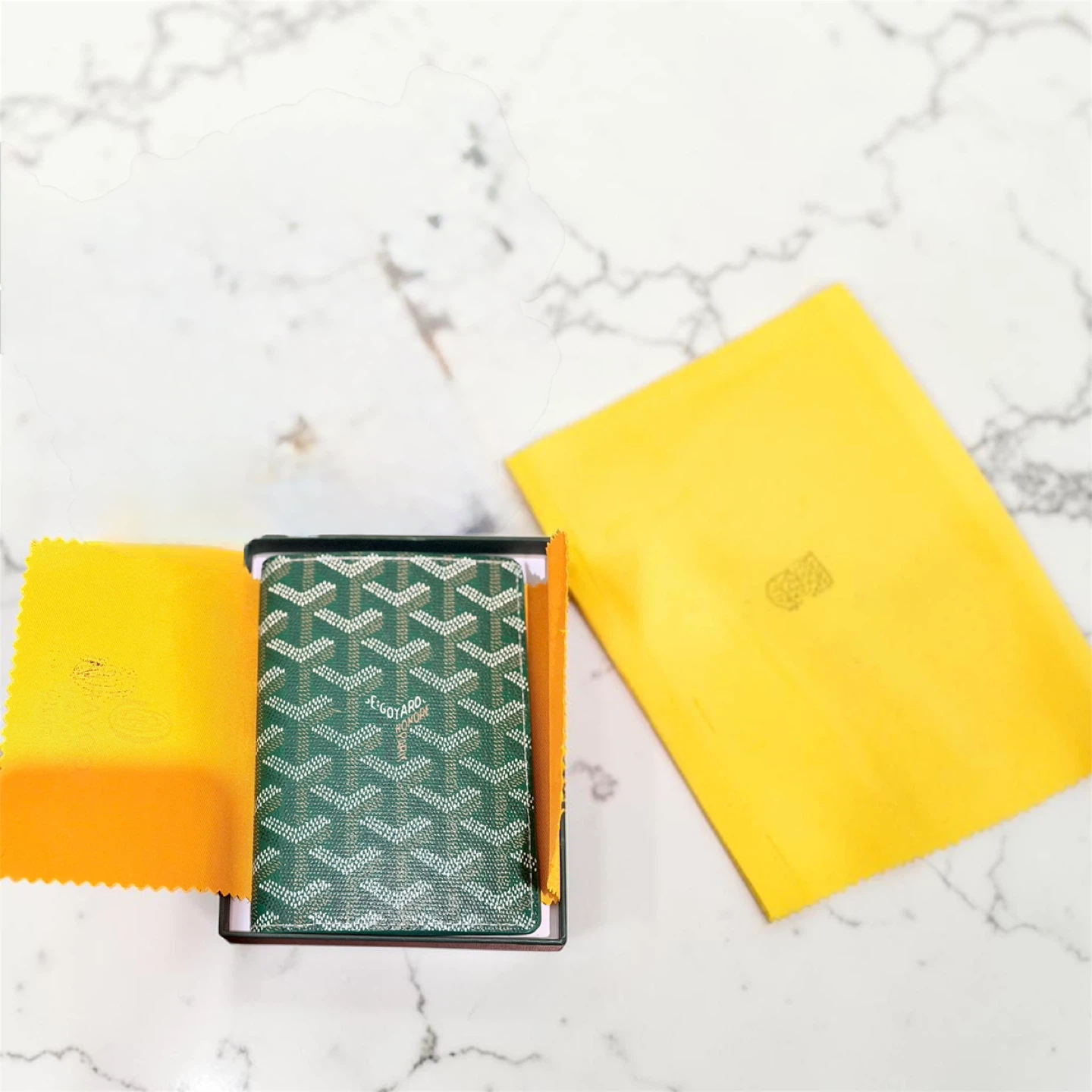 Goyard Card & passport Holder Green - photo 3
