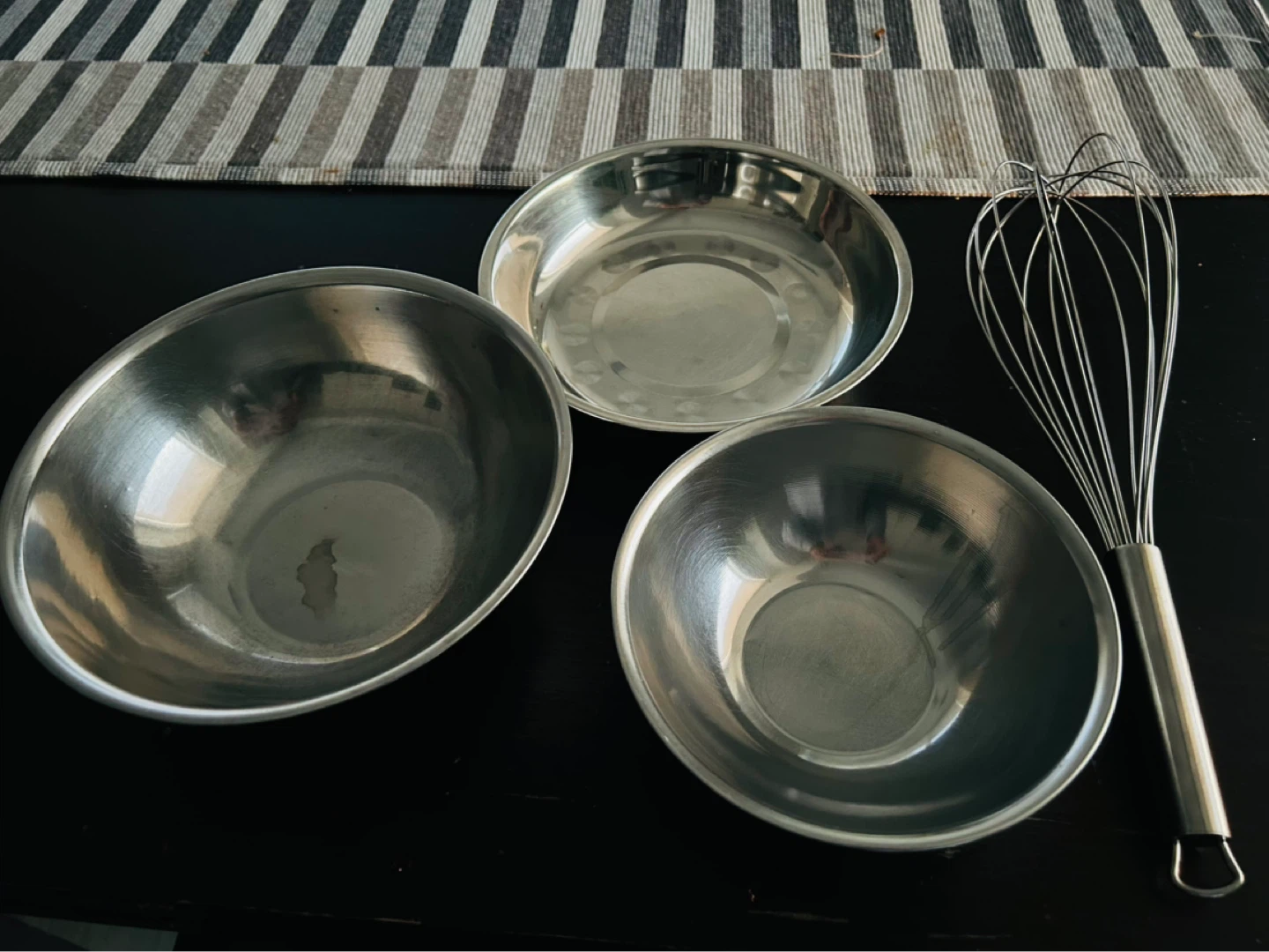 Stainless Steel Mixing Bowls and Whisk Set