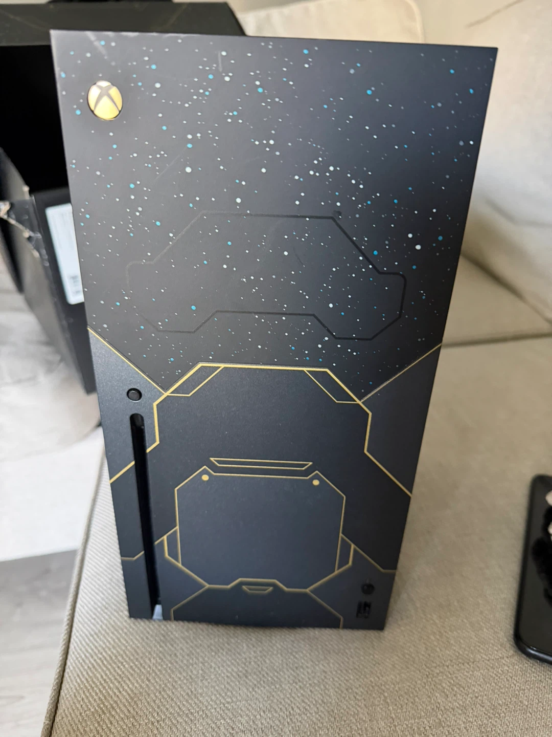 Xbox Series X Halo Infinite Limited Edition Console - photo 2