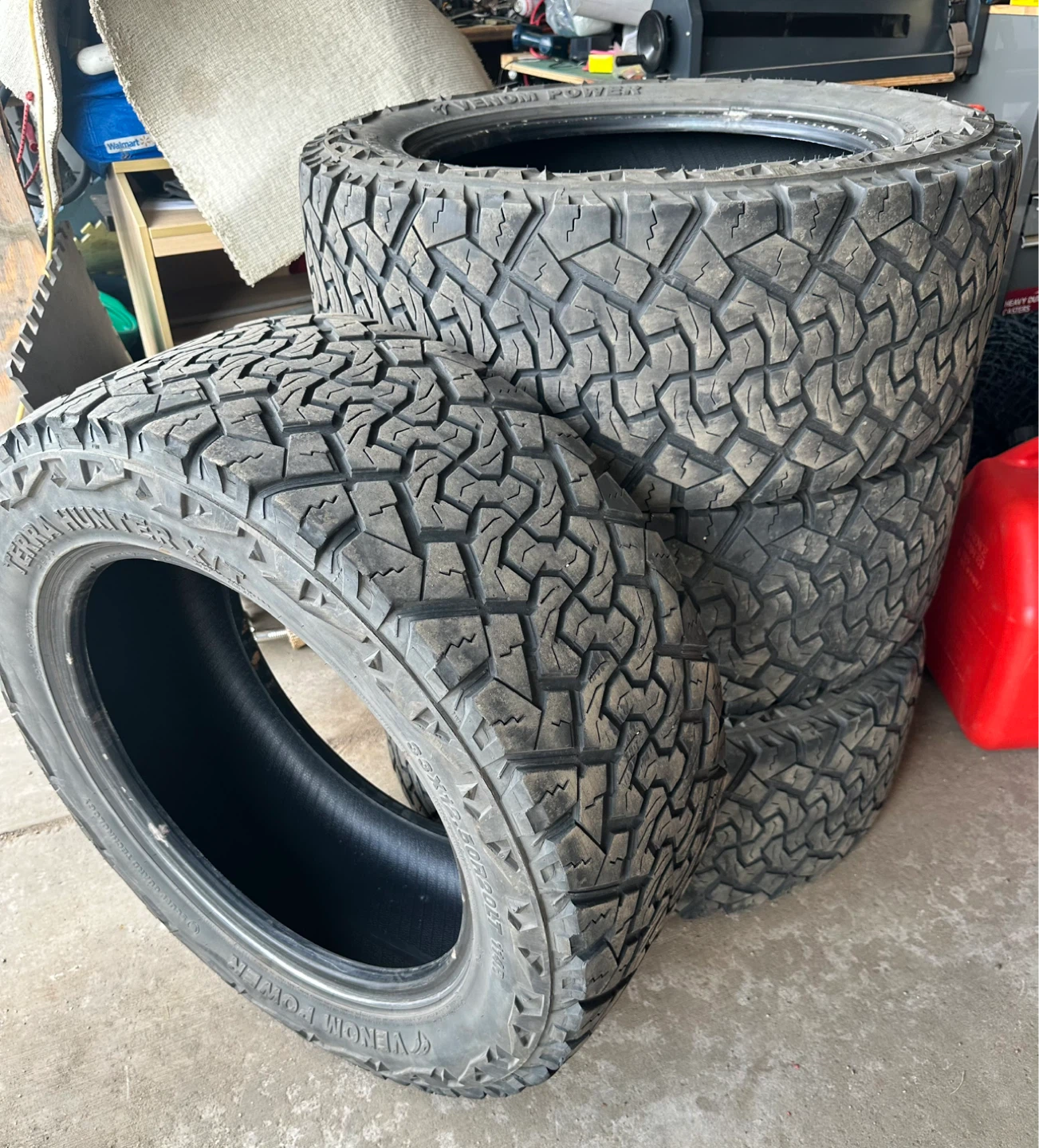 Venom Power Terra Hunter X/T Tires (4) 33x12.50R20LT 114R - photo 2